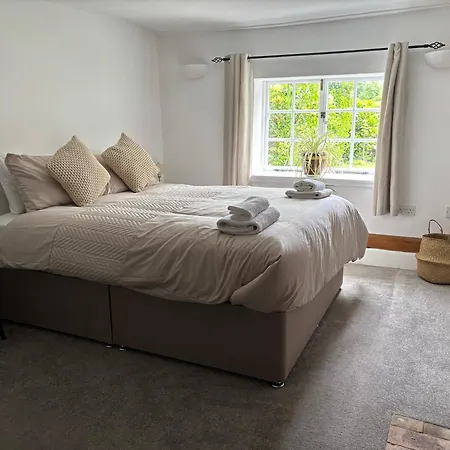 Cosy Cottage With King Rooms * Bulmer